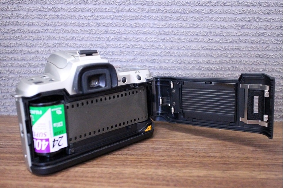 ジャンク PENTAX ペンタックス フィルムカメラ 本体 レンズ付き