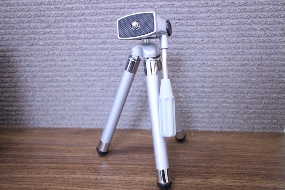 PENTAX ME レンズ 三脚付き ペンタックス フィルムカメラ Amazon | ペンタックス ME スーパーフィルムカメラ | 一眼レフカメラ 通販