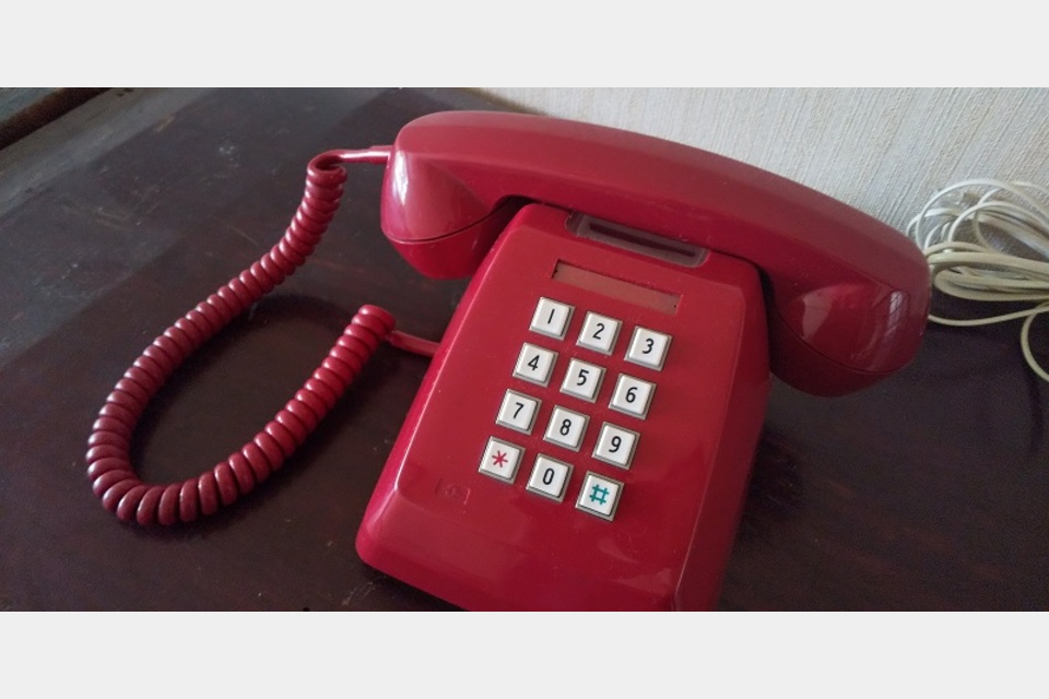 レトロ電話　インテリアの商品画像00
