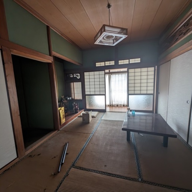 2つの家が合体したような広いお家をリノベーション！の画像